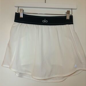 Alo match point skirt with shorts liner